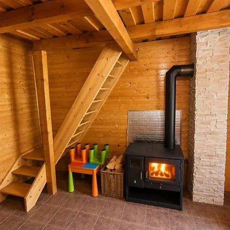 Huta Chalet