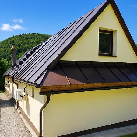 Huta Chalet